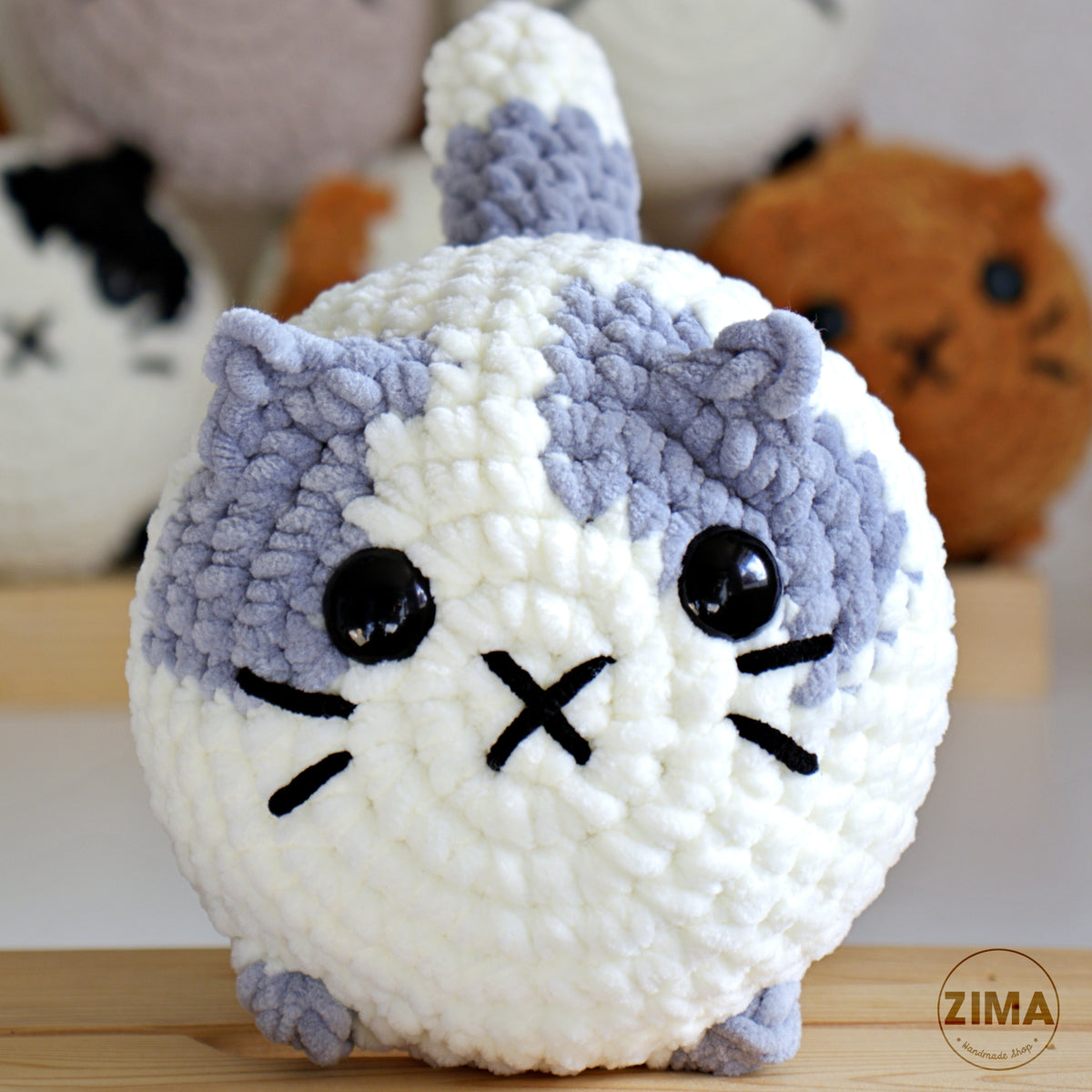 Loaf cat
